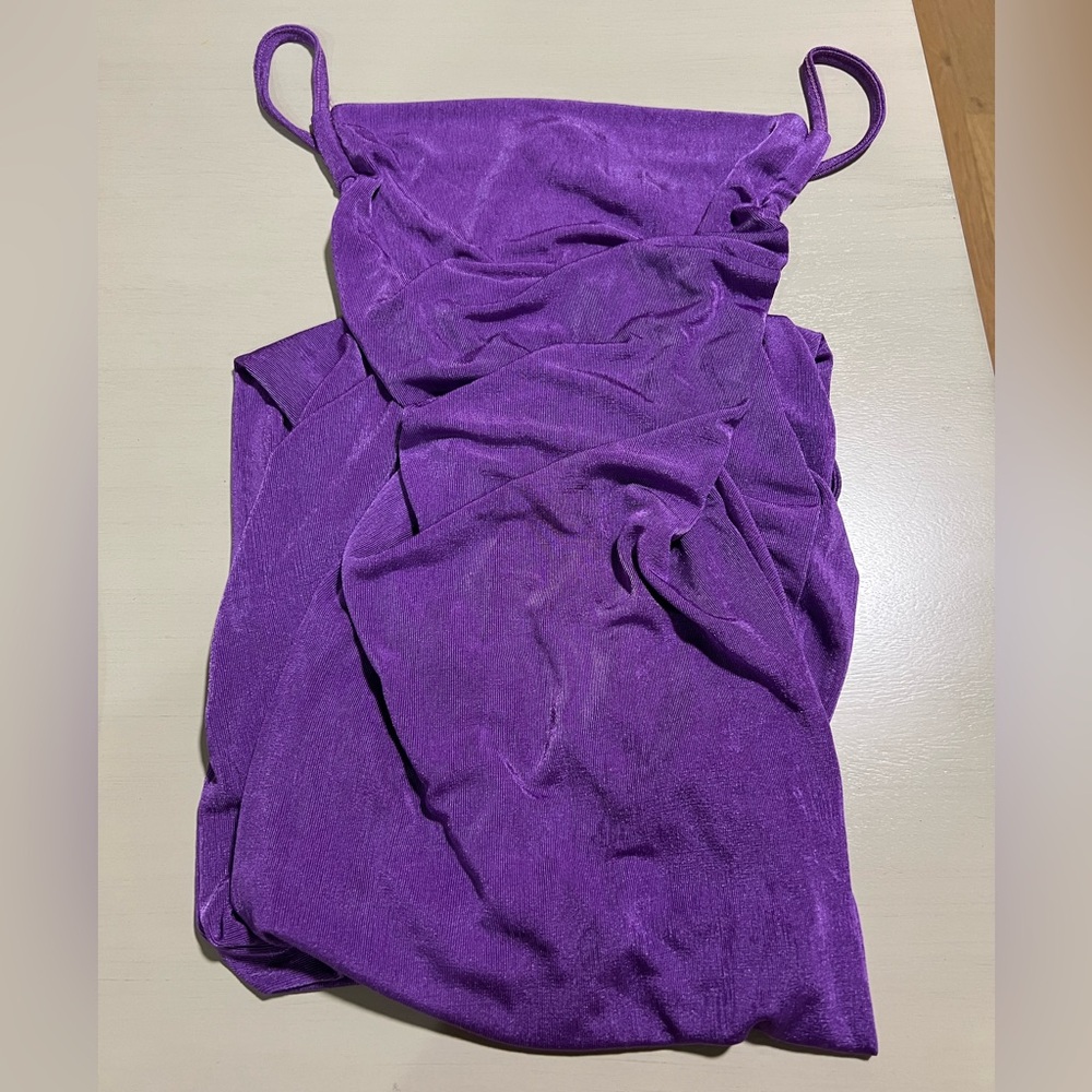 AMAZON DRESS Backless Purple – Size S – Stretchy & Adjustable – Great Condition - Picture 5 of 6